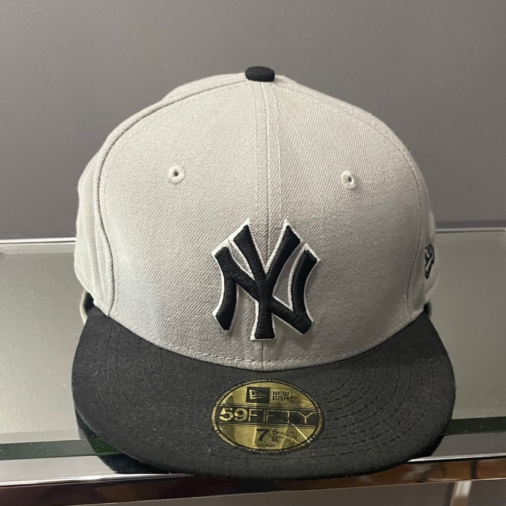 New Era 59Fifty Fitted New York Yankees Hat size 7 5/8